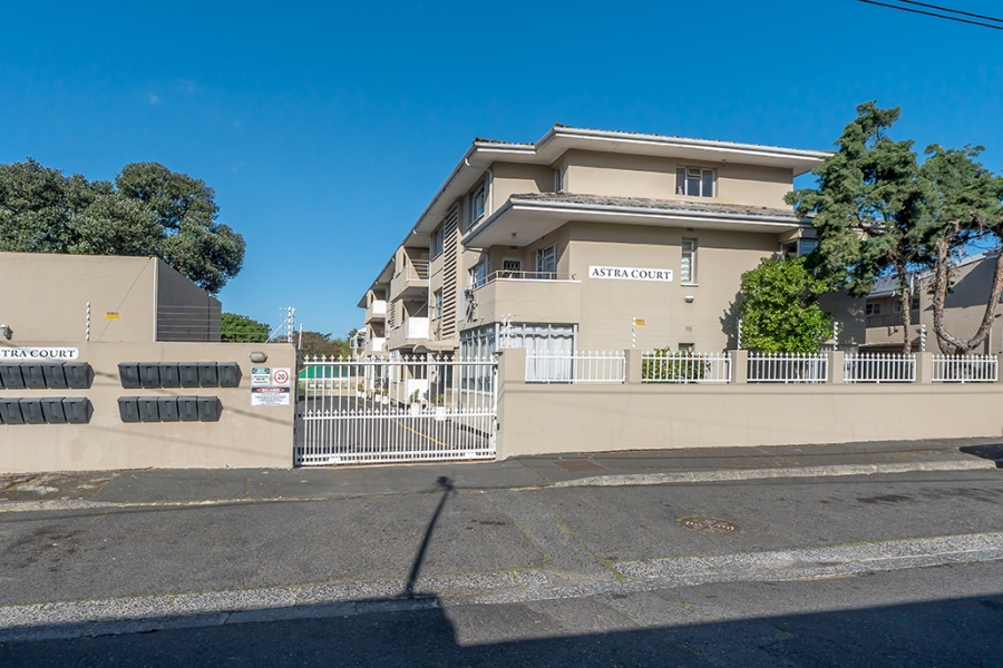 2 Bedroom Property for Sale in Rosebank Western Cape